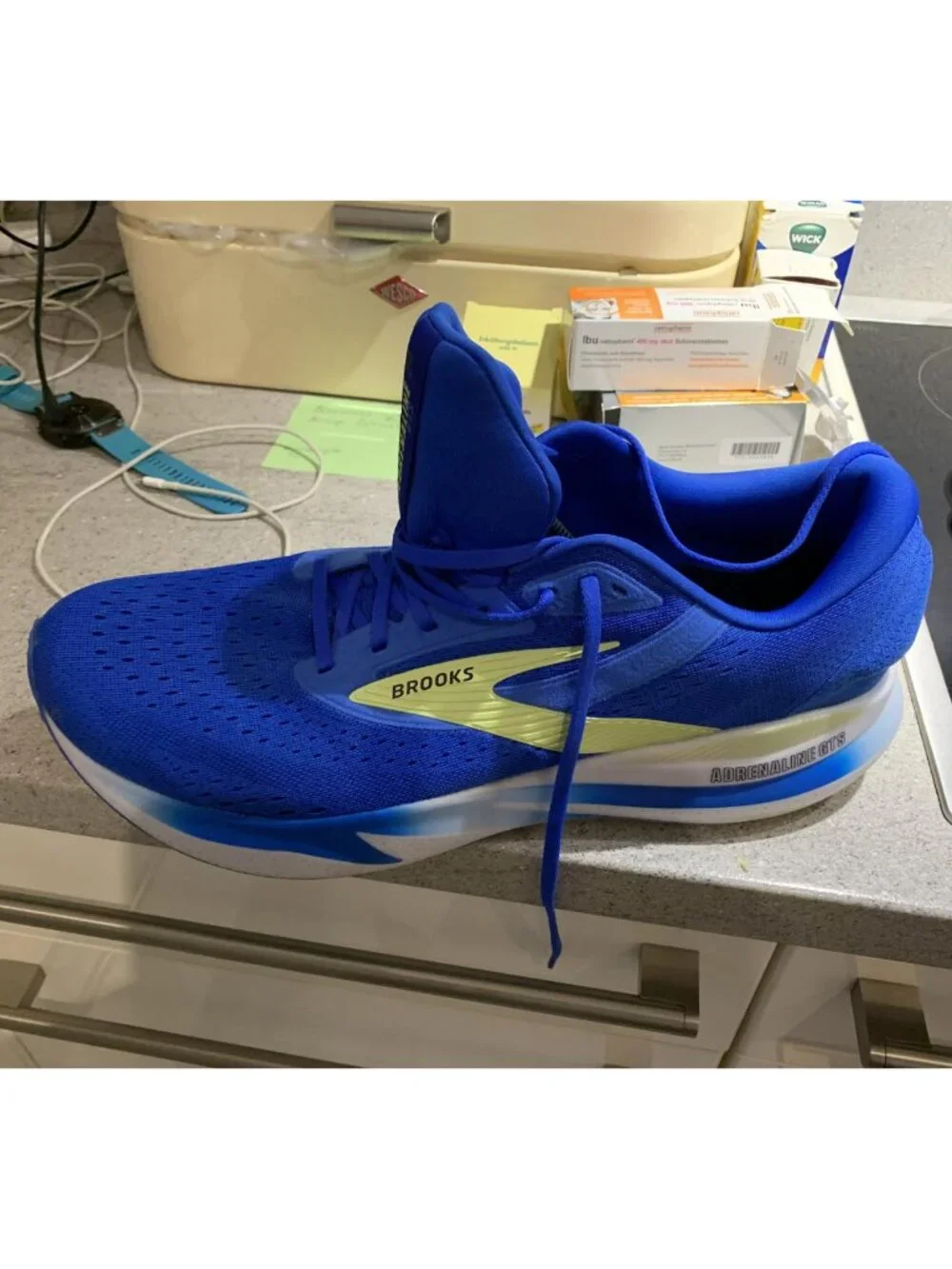 NIB Brooks Adrenaline GTS 24 Running Shoes